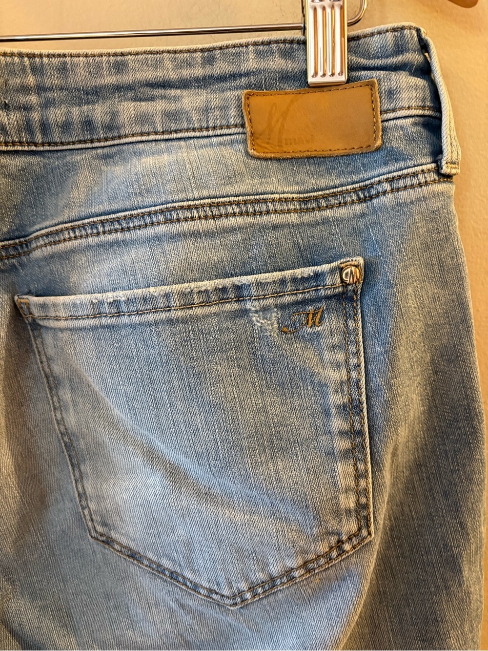 Mavi Distressed Light Wash Boyfriend cropped Jeans, Sz 31x27 - Picture 8 of 13
